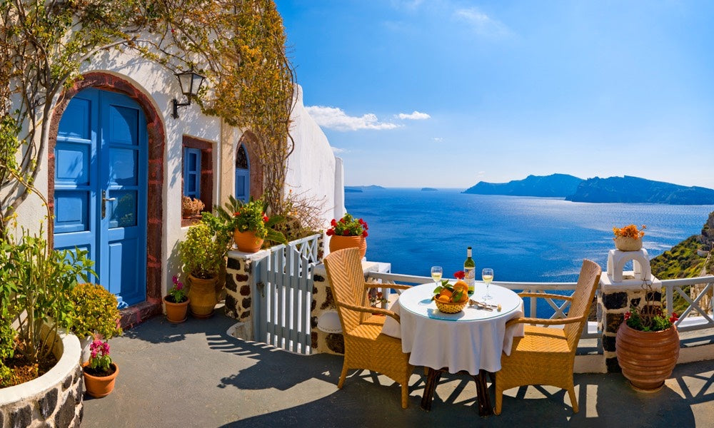 Cafe in Greece overlooking the ocean