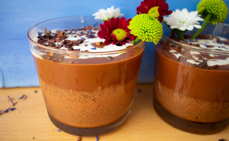 double cacao chia puddings