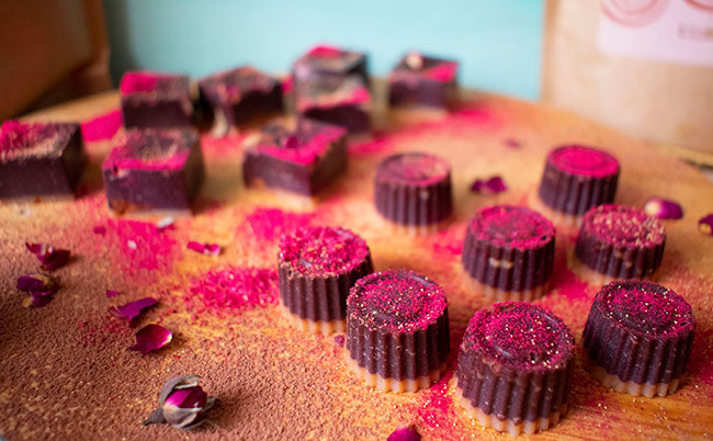 valentines raspberry lucuma raw chocolates
