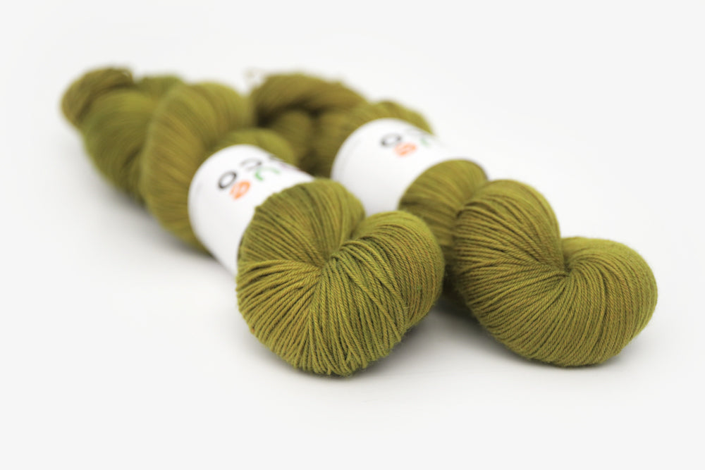 Elm, Merino Wool, Green Yarn, Crochet – Hue Loco