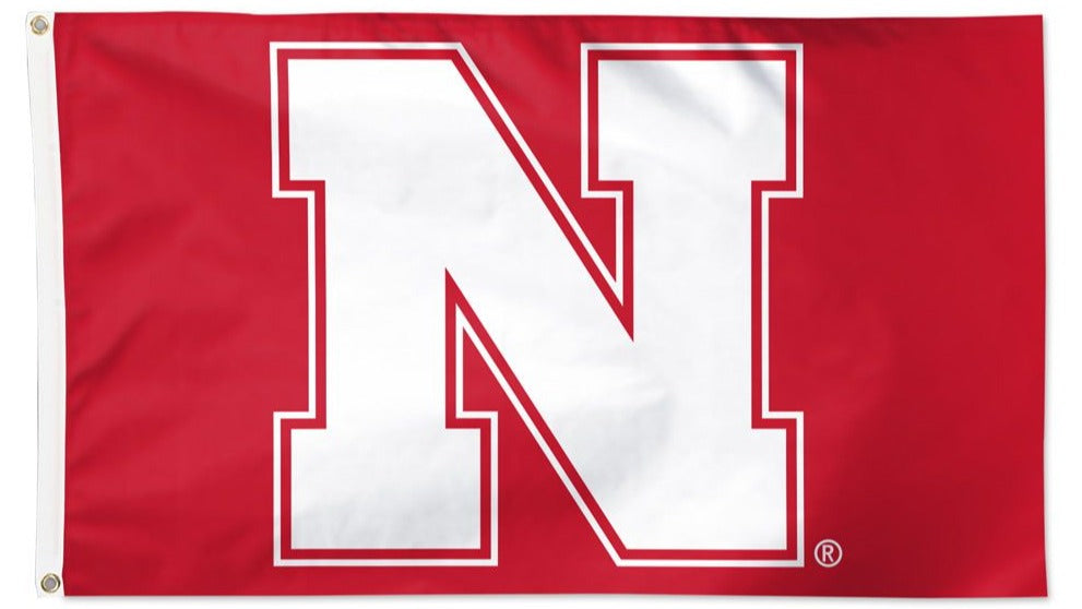 Nebraska Huskers Logo Flag – SportsFlags.com