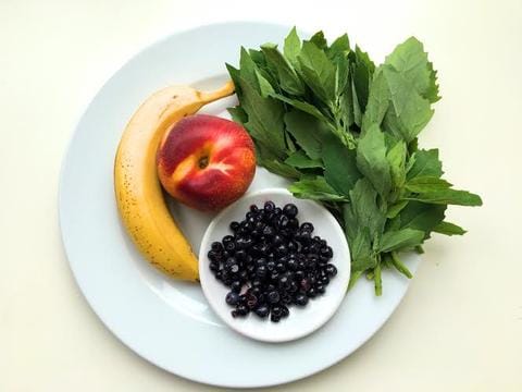 Wild plants - food and medicine. DOVE