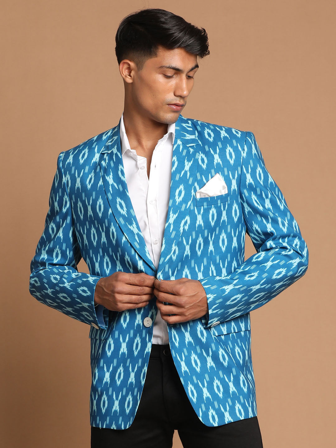 VASTRAMAY Men's Turquoise Blue Cotton Blend Ikkat Print Blazer ...