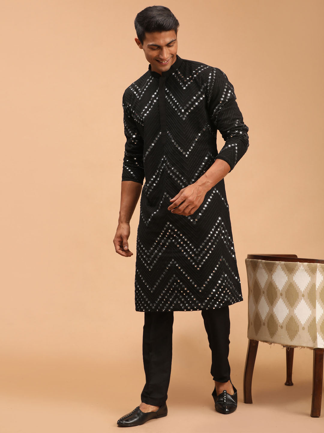 Buy Black And Ecru Printed Kurta With Parallel Pants Online - W for Woman