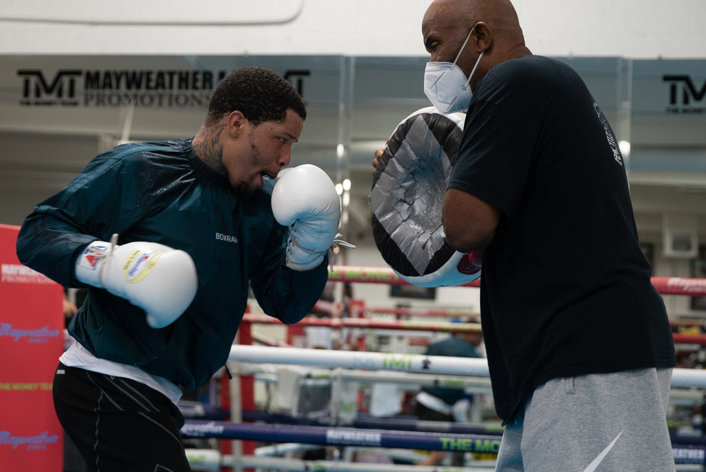 Three-division world champion Gervonta 'Tank' Davis is one fighter who reaps the boxing benefits of heat training.