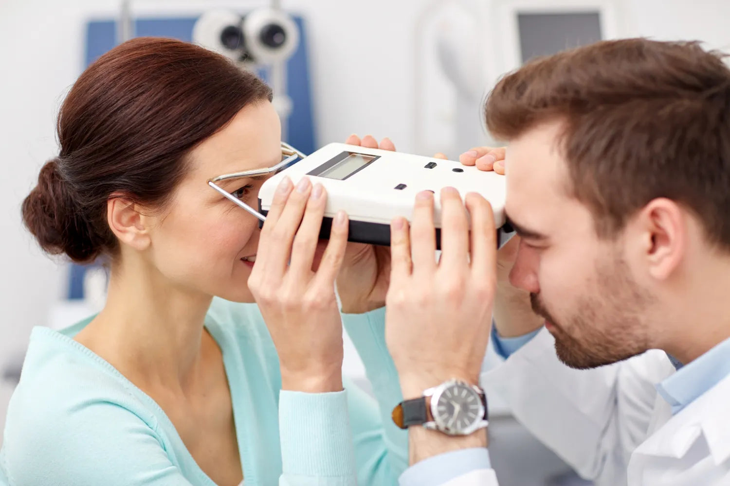 Practical Tips: How To Measure Pupillary Distance With Precision