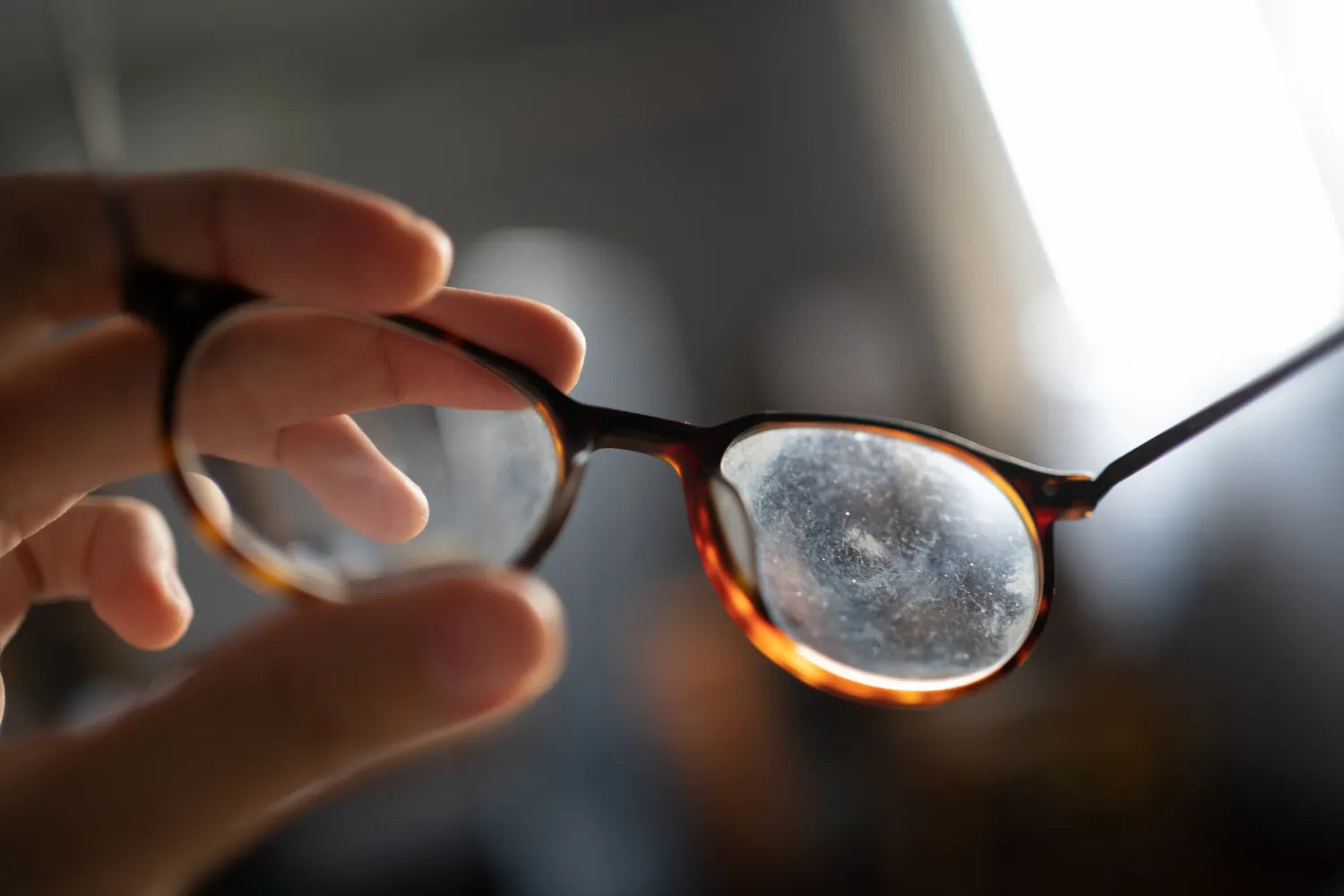 6 Ways To Remove Scratches From Your Prescription Glass