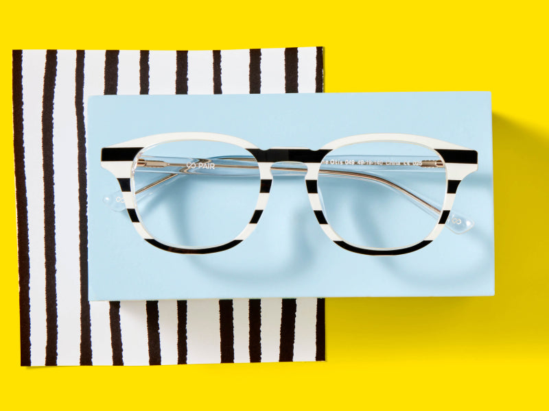 striped round glasses 