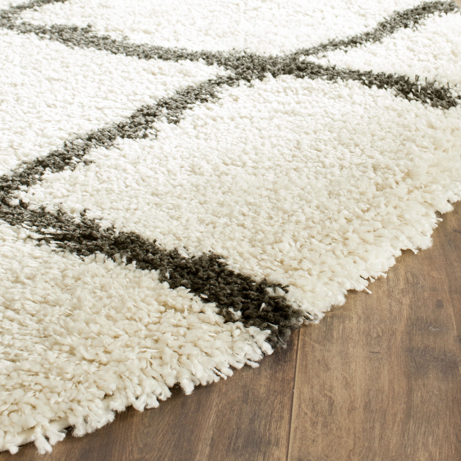 Safavieh Belize Shag SGB489B Ivory/Charcoal Area Rug – Incredible Rugs ...