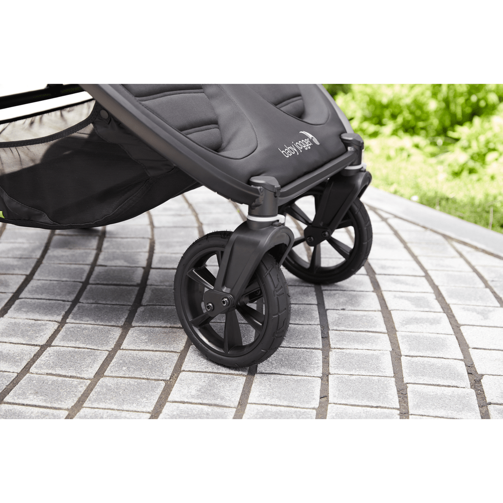 double stroller with rubber tires