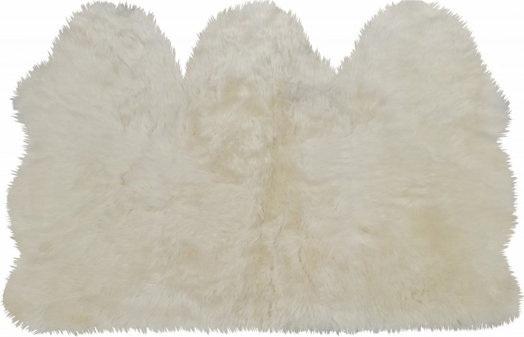 3' X 5' Golden Natural Sheepskin Area Rug 3' X 5' Golden Natural Sheepskin