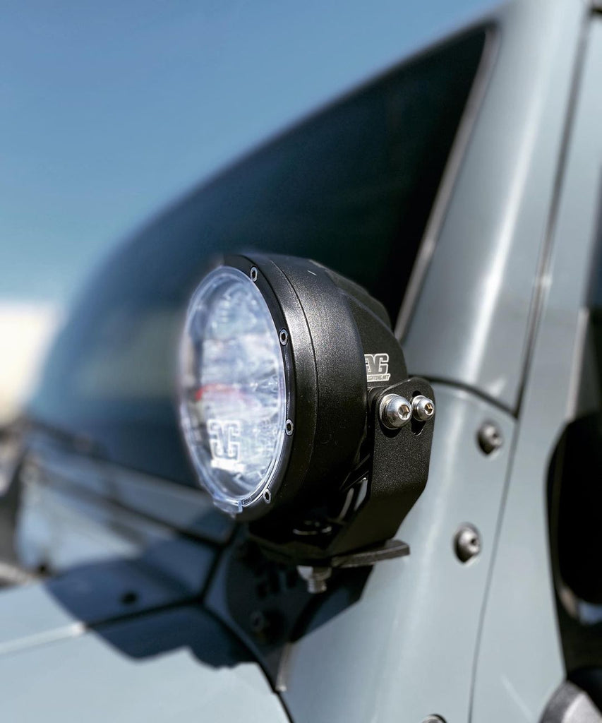Jeep JK Pillar Mounts Radio Off Road 5" DayMakers GGLighting