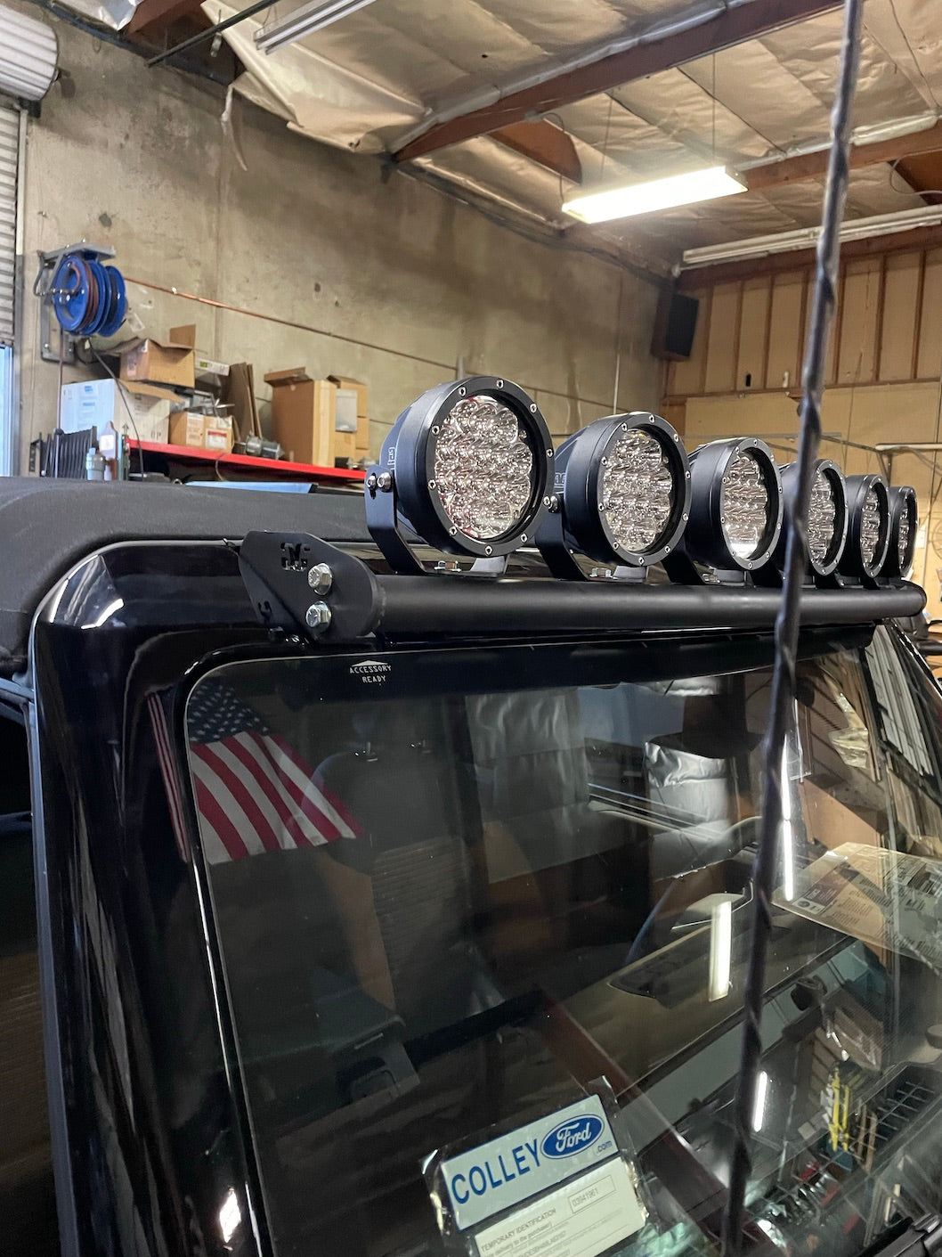 roof mounted light