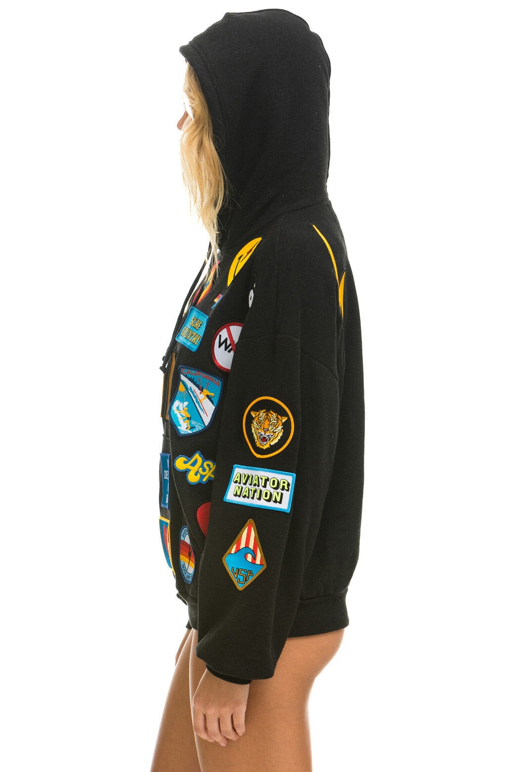 VINTAGE PATCH APRES PUFFER JACKET - BLACK GLOSSY