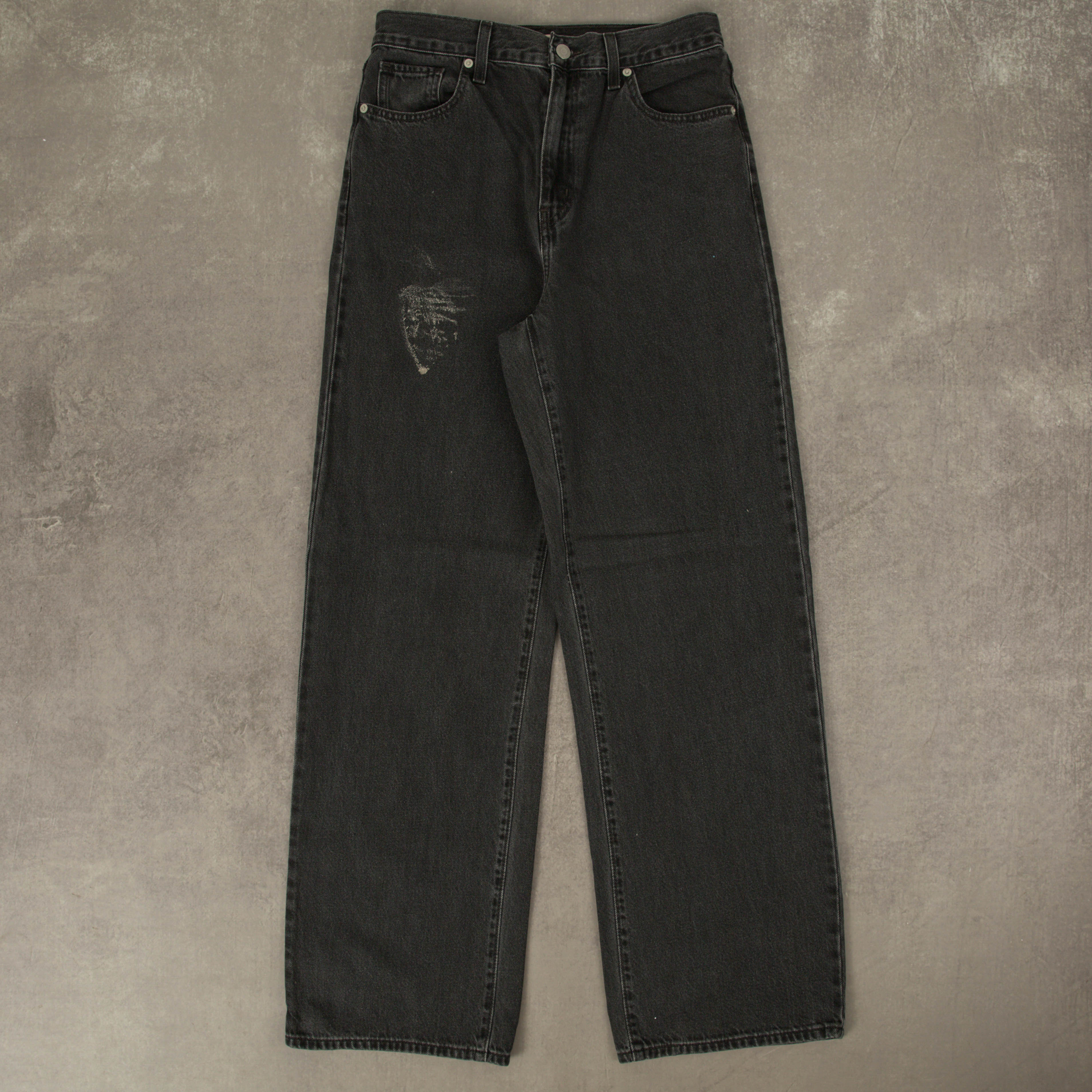 image of WOMEN'S VINTAGE LEVI'S HIGH WAISTED JEANS - W28 X L31