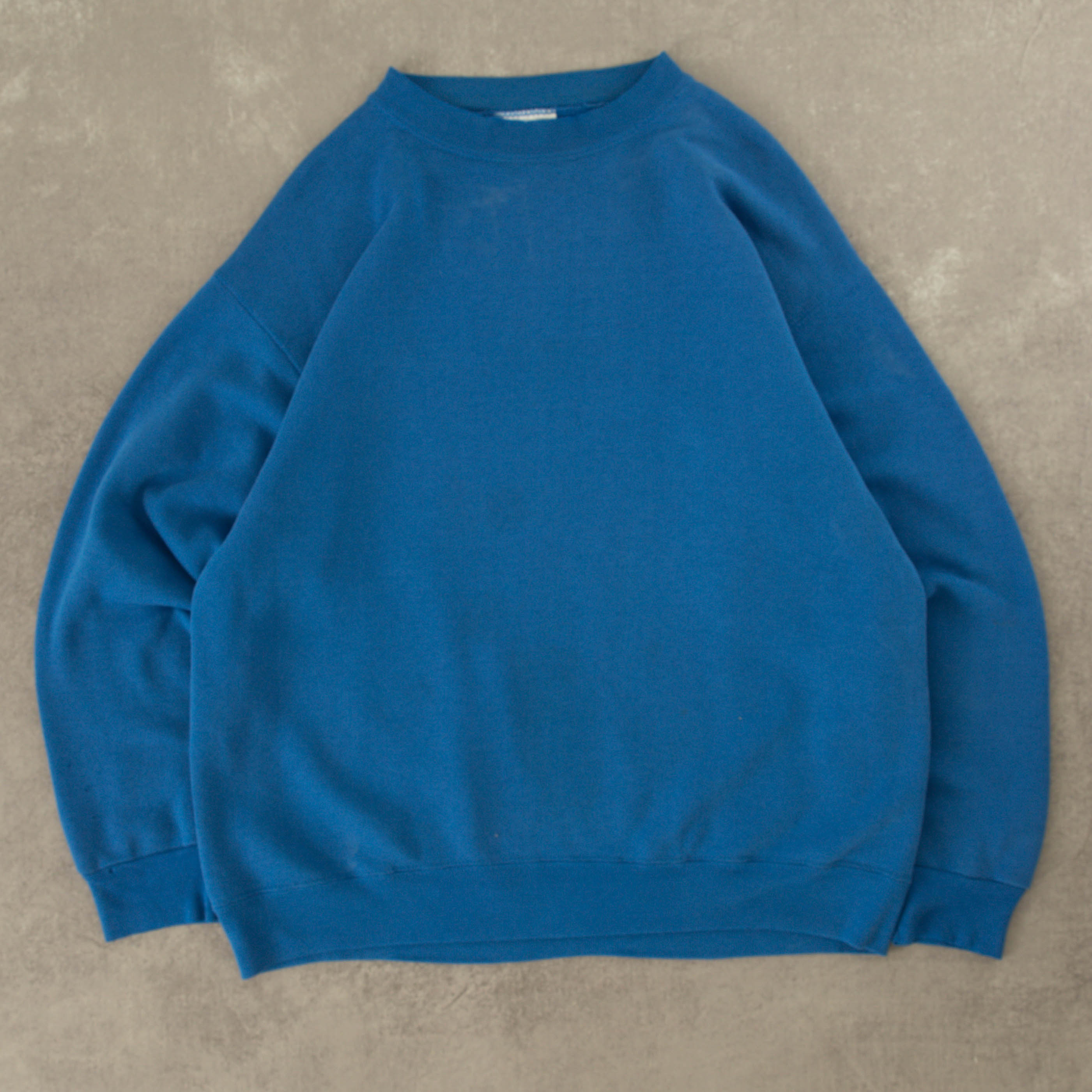 image of MEN'S VINTAGE 1990S BLANK SWEATSHIRT - LARGE