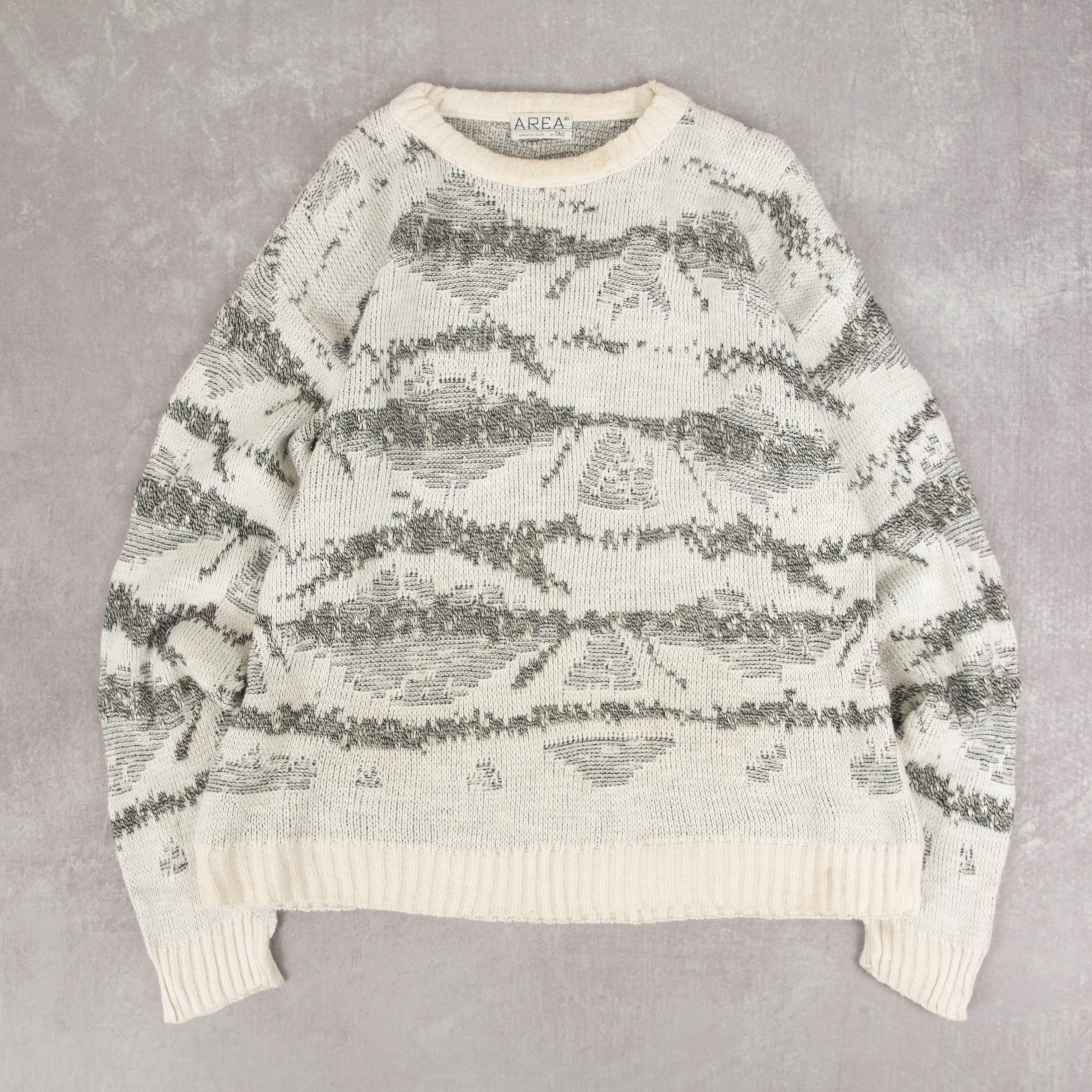 image of MEN'S VINTAGE 1980S STRUCTURED KNITTED JUMPER - X-LARGE