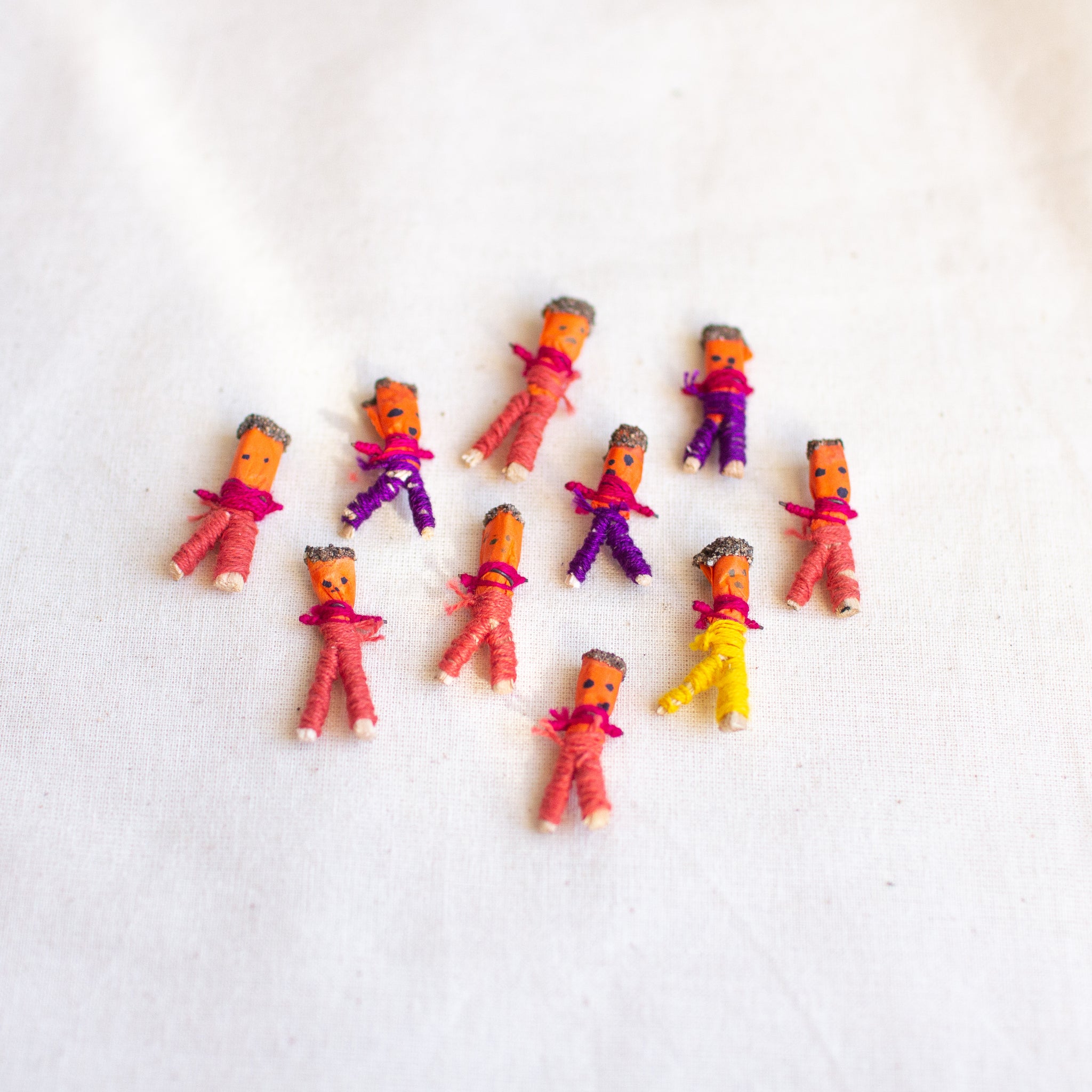 mini worry dolls