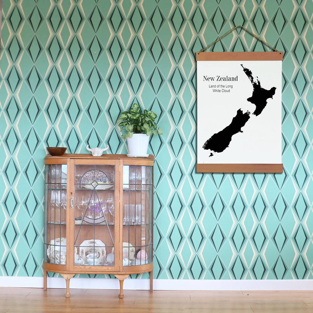 NZ Map with Cedar Hanging Bar