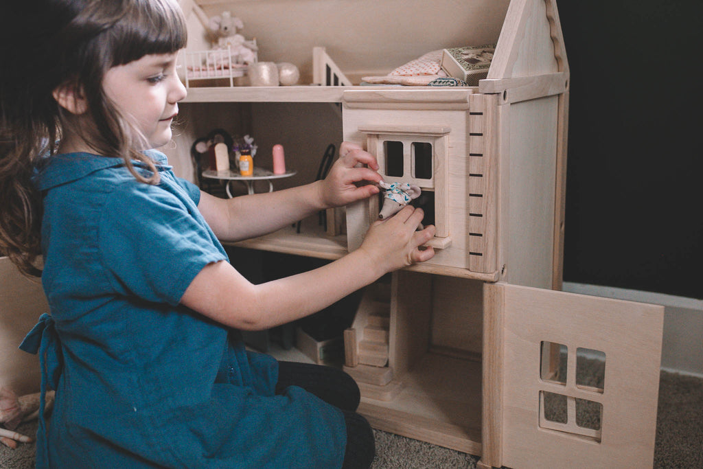 plantoys victorian dollhouse