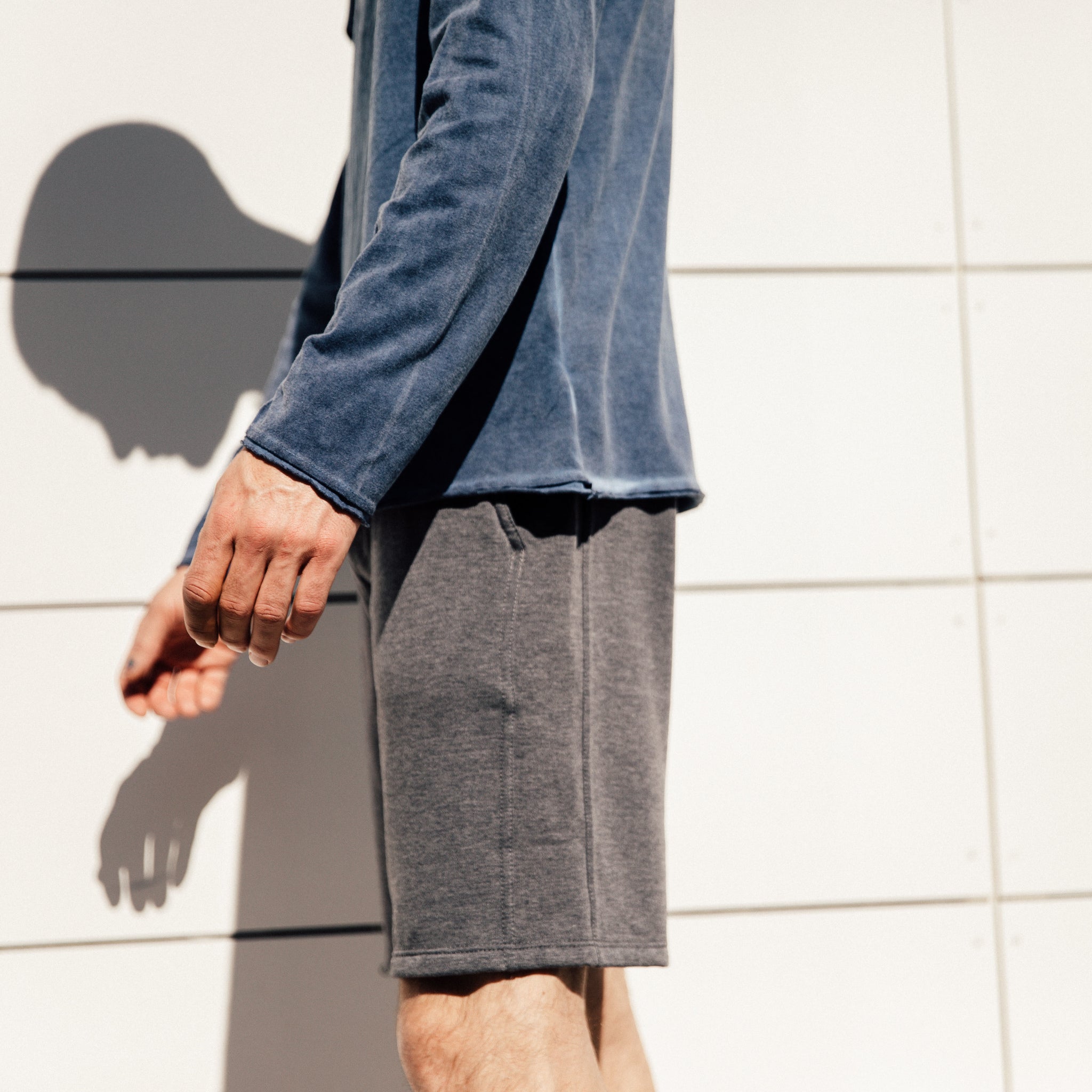 Ledger Henley in Navy