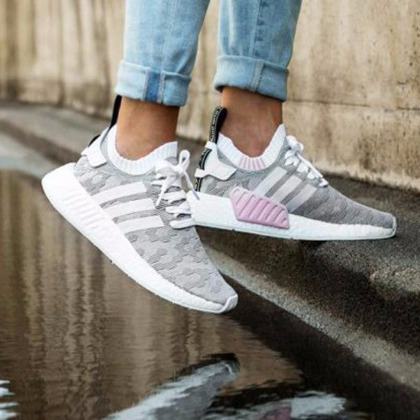 nmd r2 pink and white