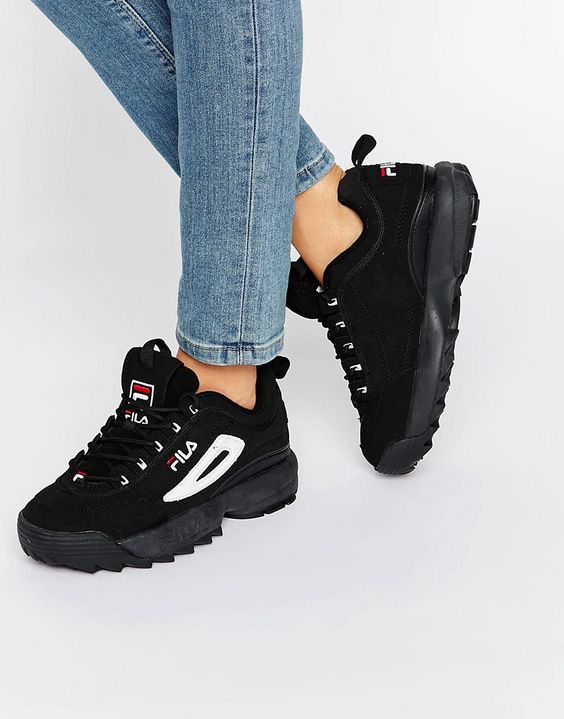 fila black and white disruptor