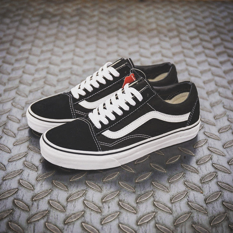 old school vans black white