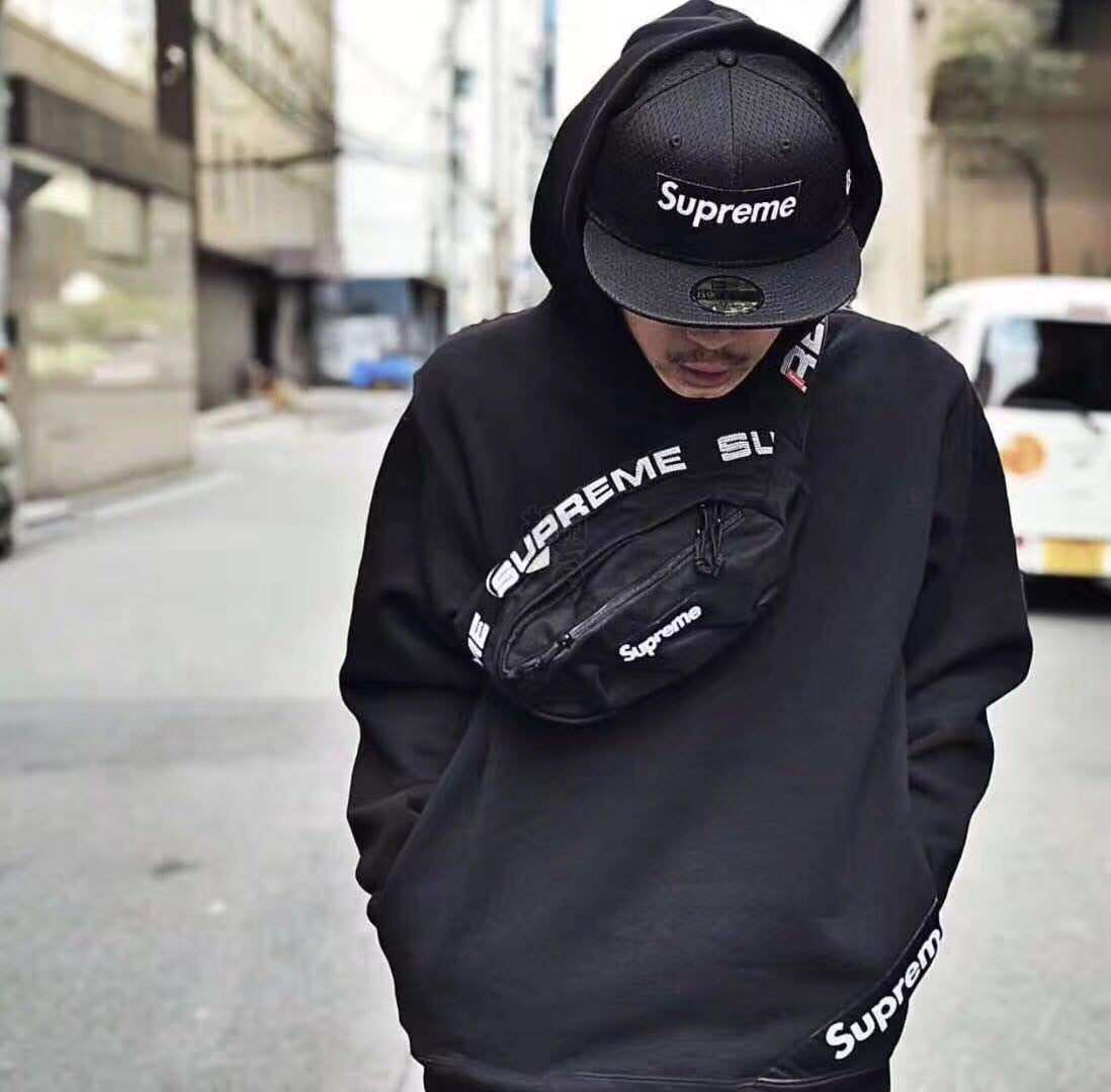 supreme 18ss waist bag Black