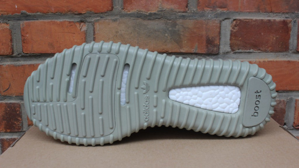 New Yeezy 350 Moonrock Review from perfectkicks.me (original is