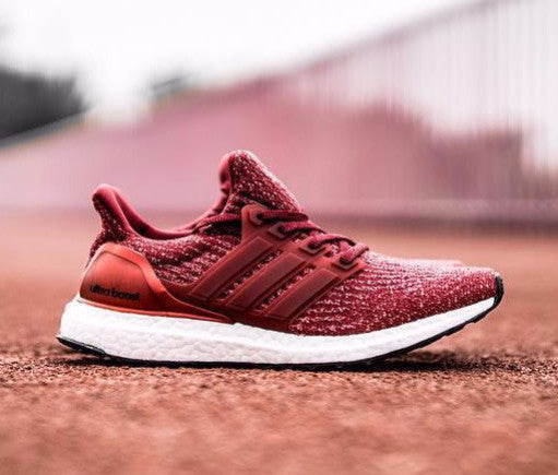 ultra boost 4. maroon