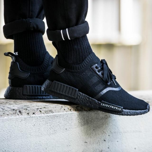 adidas nmd r1 primeknit triple black adidas nmd r1 primeknit triple black
