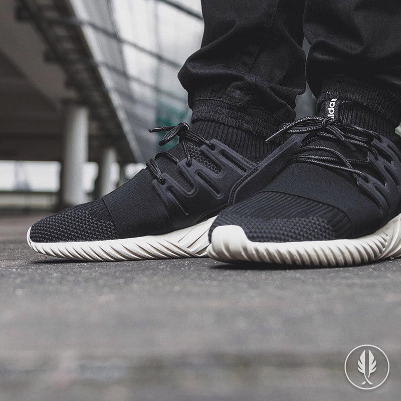 Adidas Tubular x grano punteggio finale Bristol Backpackers