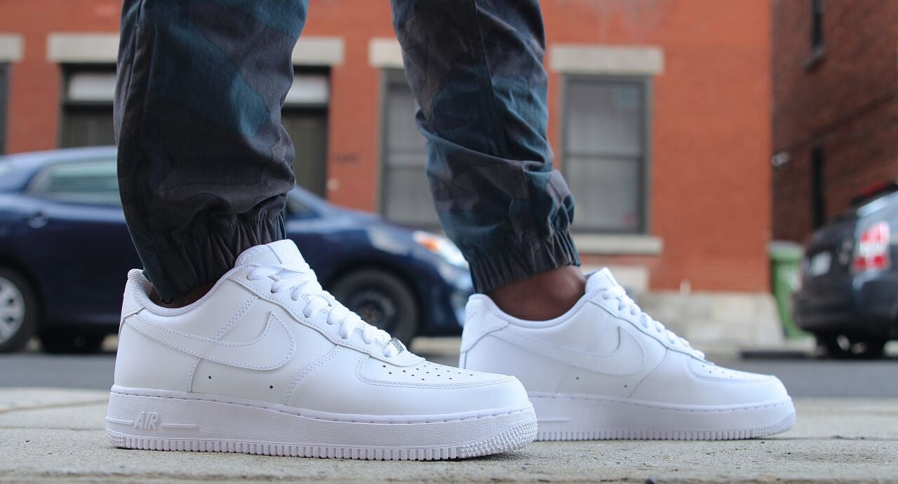 air force one white on feet