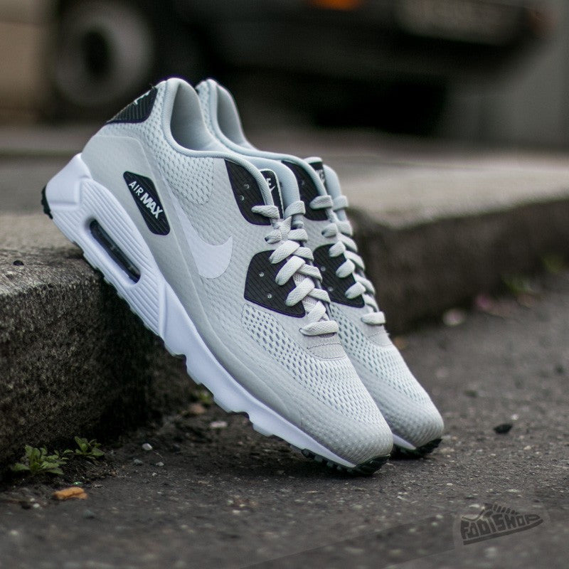 light grey nike air max 90