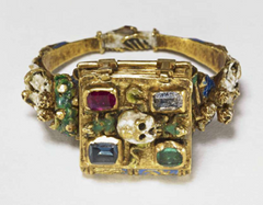 finger-ring; memento mori ©The Trustees of the British Museum