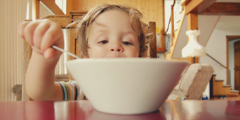 child-eating-from-bowl