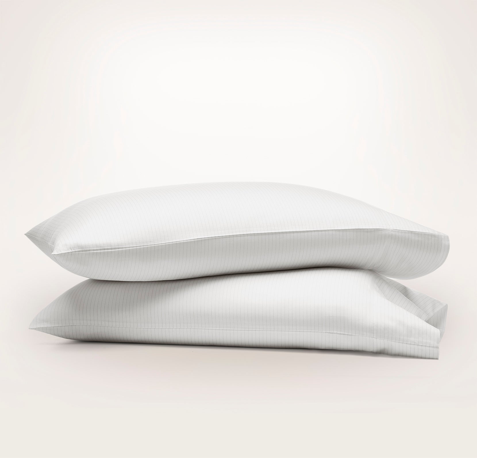Signature Hemmed Pillowcase Set in White/Pewter Delicate Stripe