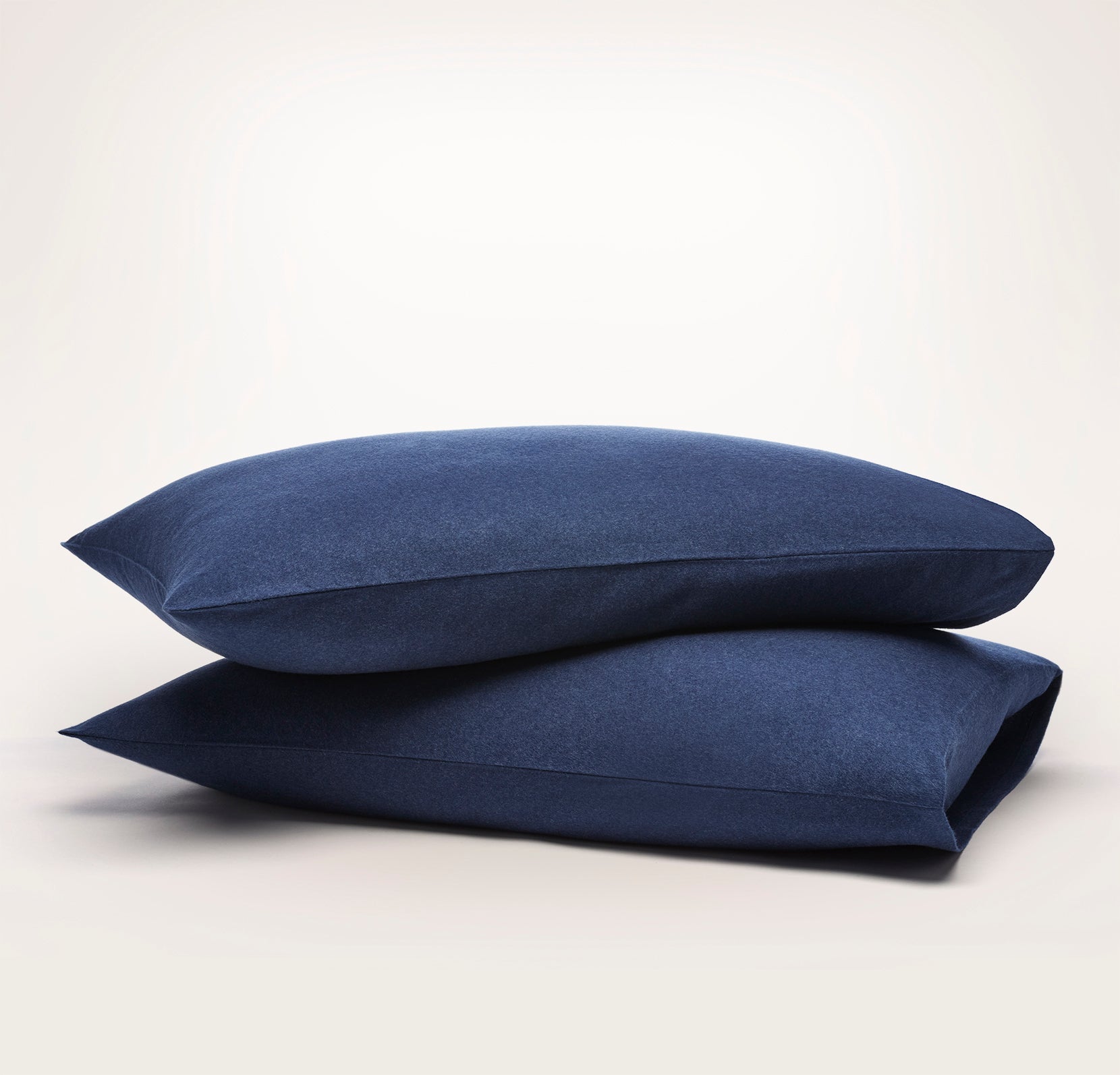 Flannel Solid Pillowcase Set in Heathered Navy