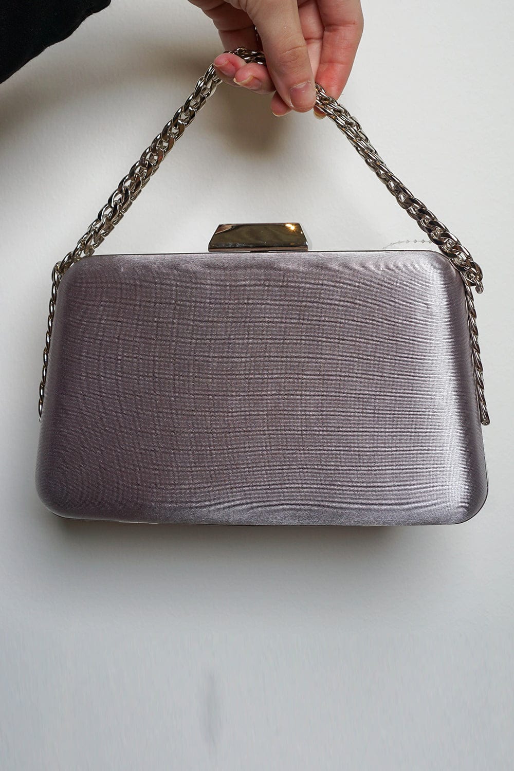 Chloe “C” Clutch With Chain- Delicate Pink