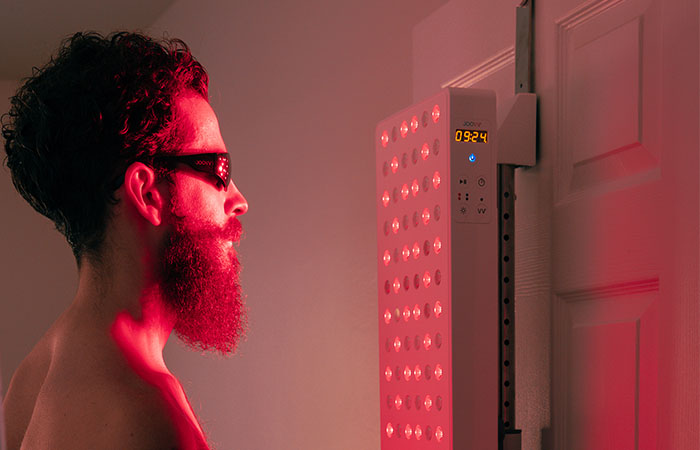 Red Light Therapy: Benefits, Side Effects And Uses – Forbes Health