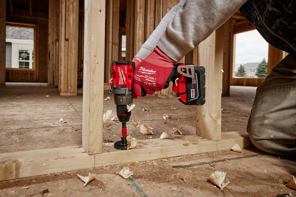 Milwaukee Tool Introduces Cordless Drain Snake