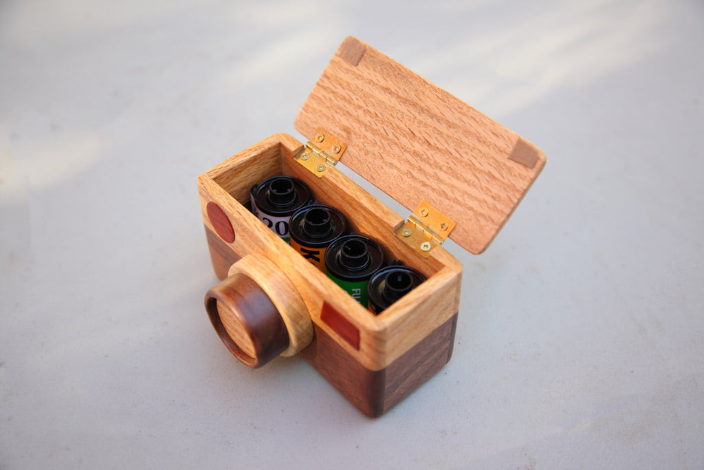 TogTees_35mm_Wood_Camera_Photography_Gift