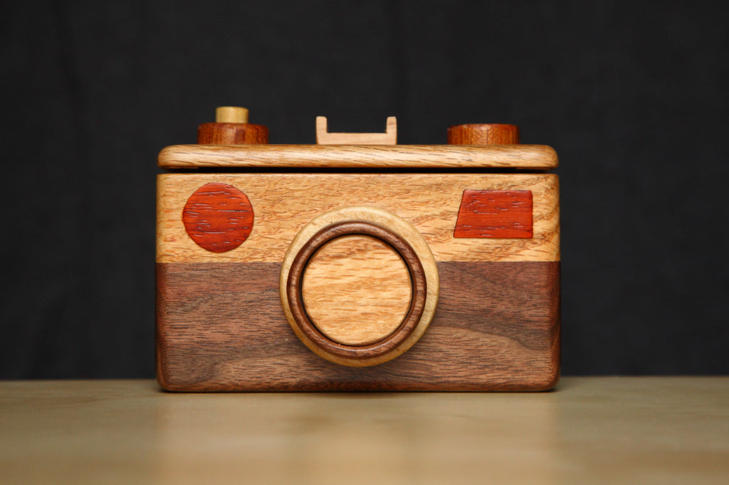 TogTees_35mm_Wood_Camera_Photography_Gift