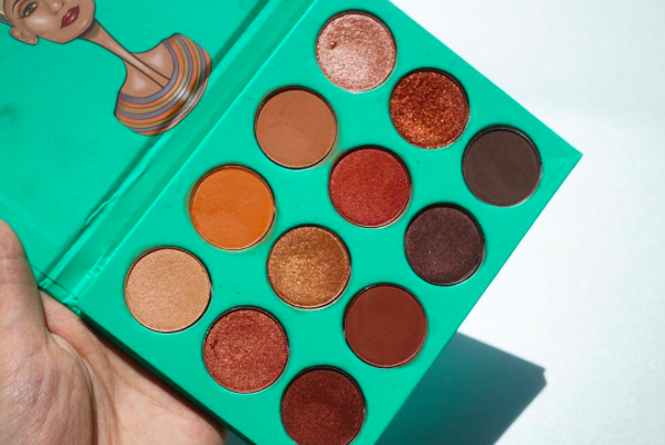 Verwonderend Is it worth the HYPE? - Review on Juvia's Place Nubian Palette NX-52