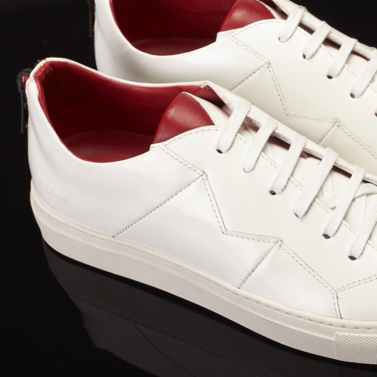 Palads peber kig ind Vali Luxury Sneakers in White Spazzolato by Anonyme Paris - La Perfection  Louis
