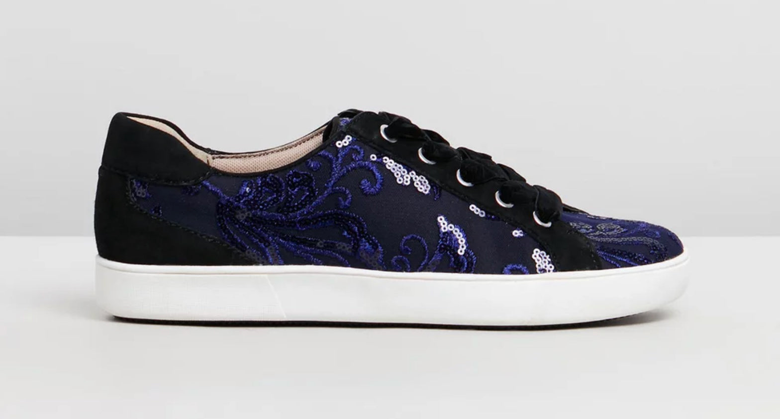 Naturalizer - Blue navy and black 'Morrison' sneakers shoes
