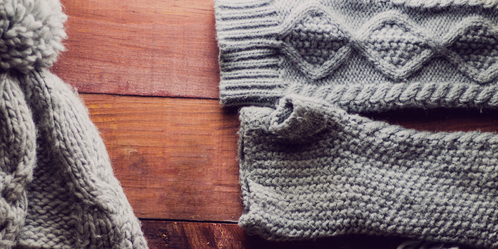REUSE: Repurpose Old Sweaters and Jumpers - Arm bands, Mittens and Beanie