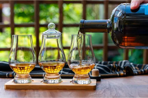 Hướng Dẫn Cơ Bản Về Rượu Whisky: Giới Thiệu Cho Người Mới 