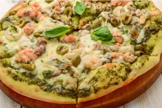 Công Thức Làm Bánh Pizza Sốt Pesto Với Thịt Gà Và Oliu